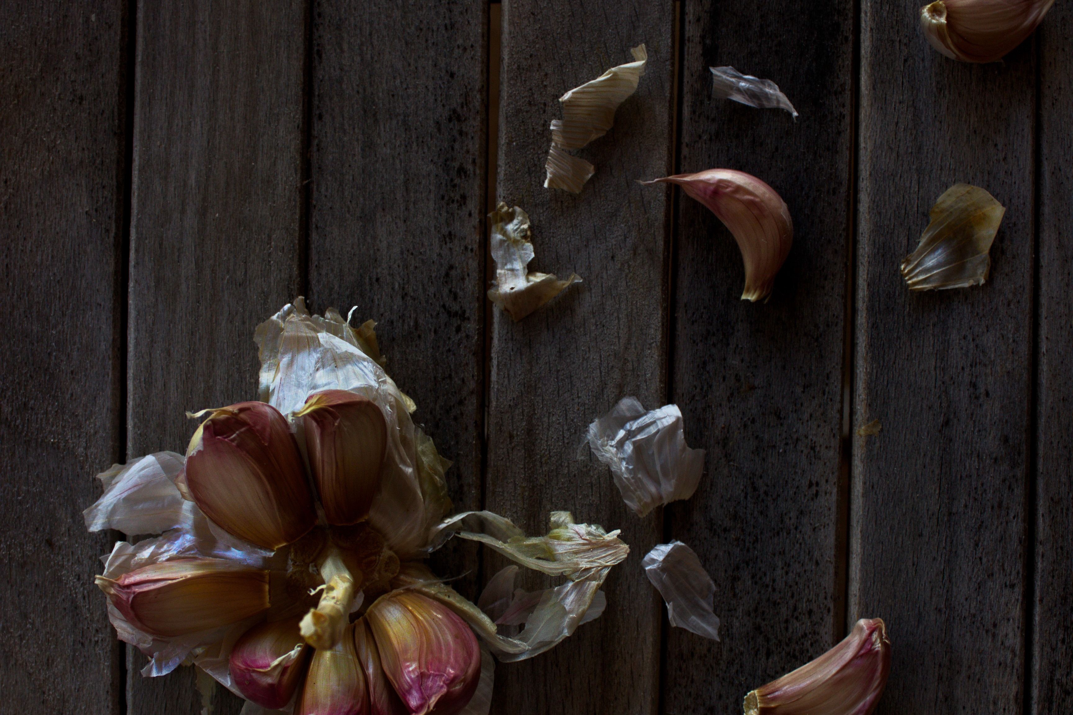 garlic cloves